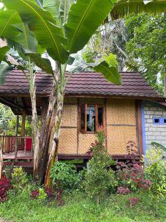 Banana Bungalows Tetebatu - 1