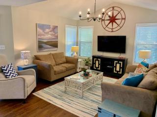 Harbour Oaks, Unit 420 - Demere Park - 0