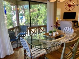 Harbour Oaks, Unit 420 - Demere Park - 1