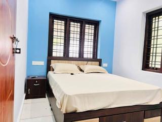 prauvilla homestay - Padinjarathara - 4