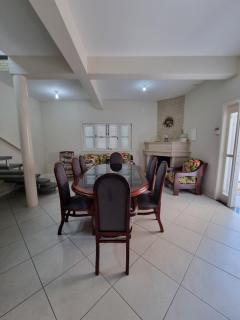 Casa para 15 pessoas a 30 min Beto Carrero - Balneário Piçarras - 2