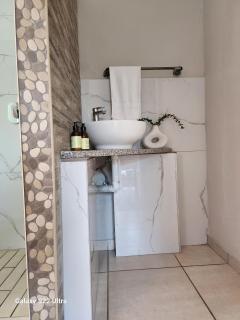 Oblique Boutique House - 2