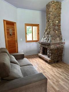 Casa na beira do rio com Lareira - 3