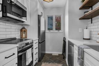 Bluebird Cottage - 6