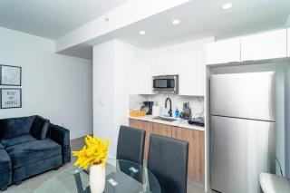 King Bed brand new Oasis minutes to Brickell - Miami - 2
