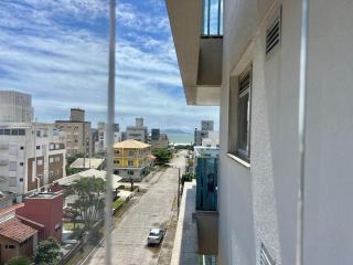 Conforto! Apto com piscina no condomínio! PJ03I - 2