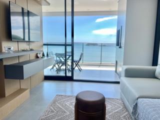 Frente Mar! Alto padrão na Praia de Palmas! OO02I - 4