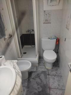 Alojamiento 3 poderes Habitación 1 compartido - Santa Coloma de Gramanet - 9