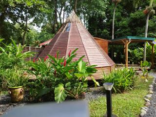 Gite du Manial Tipi bois Danse du Soleil - 1