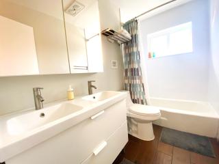 Tarpon Harbor 1 - Waterfront pool home near beach & downtown Las Olas - Fort Lauderdale - 7