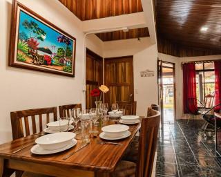Gaby's Home In Downtown La Fortuna - Fortuna - 5