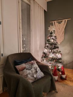 Comfy West End Loft - 7