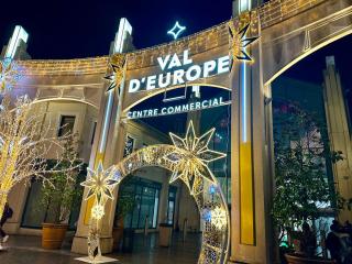 Appt Vue Place de Toscane - 4min Disneyland-PARIS - Serris - 2