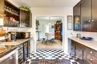 Less Than 10 Mi to Hersheypark Duplex with Fire Pit and Grill - 3