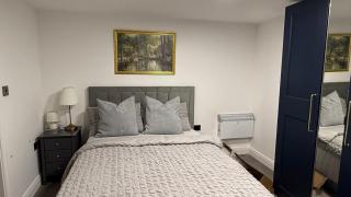 Peace house - Waterlooville - 7