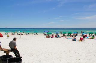 St. Martin Beachwalk Villas 131 - Destin - 8
