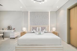 Paramount Midtown by Luxe Living - 7