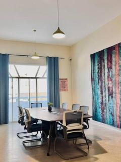 Lunar Beach Hostel - Abu Dhabi - 1
