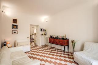 Vicino alla Basilica di San Giovanni - 1