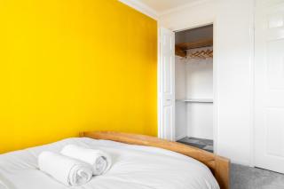 Purley House-Sleeps 8-Near Gatwick-Games Room - 4