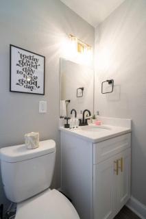 OV Mosaic - Coconut Suite - North Camellia Acres - 1