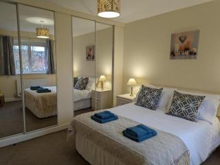 Orchard House - 4 bed holiday home - Central Scarborough - 3