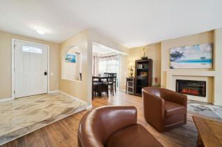 Charming Beach Duplex Home in Corona del Mar - 7