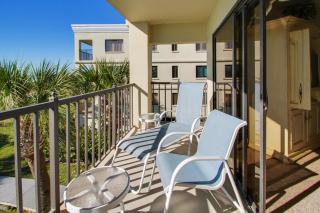 Land's End 10-305 Beach Front - 8