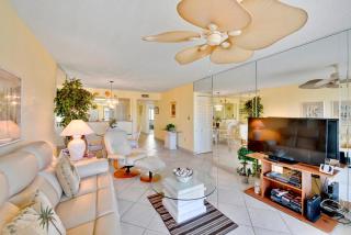 Land's End 3-202 Bay Front - St Pete Beach - 4