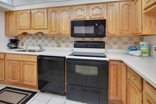 Villa Madeira 204 - Premier - St. Pete Beach - 4