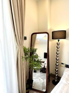 LaLa Penthouse - Hue - 8