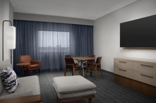 Courtyard Dallas Addison Quorum Drive - 2