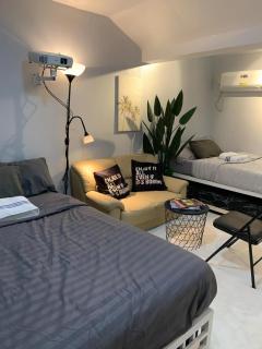 Gray Room The White Haven In Clark - Angeles - 0