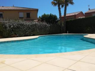 Valras-Plage: Pavillon 6 pers, Piscine, Parking privé - FR-1-781-66 - 0