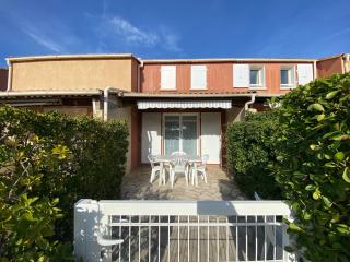 Pavillon avec piscine, à 350m de la plage, 6 pers, parking privé - FR-1-781-61 - Vendres - 2