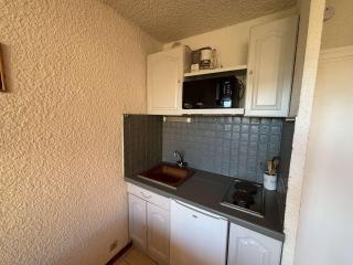 Studio cabine au pied des pistes avec balcon et parking gratuit - FR-1-297-348 - Auris - 6