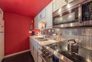307C One Bedroom One Bath - Oakland - 1