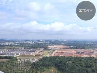 DP Warm Sunshine Family Netflix Legoland By STAY - 6