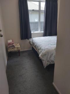 Dog Friendly, Central, sleeps 8 - 5