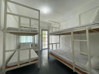 Lawton Residences Studio Room 3D - 4 pax - 9