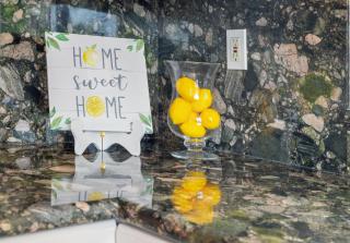 COZY, MODERN, Charming Cottage 1min to the beach - 7