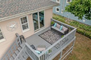 COZY, MODERN, Charming Cottage 1min to the beach - 1