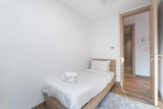 Stylish, Minimalist 2-Bedroom in Jumeirah Village Circle - Dubai - 5