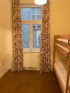 Quiet apartment close to center - Wenen - 2