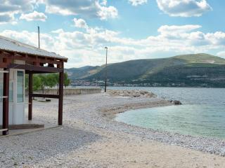 Luxurious Holiday Home in Arbanija with Jacuzzi - Trogir - 1