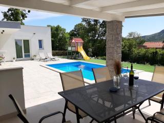 Villa Lodrica - Kostelj - 4