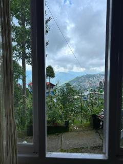 Giridham House - Kalimpong - 4