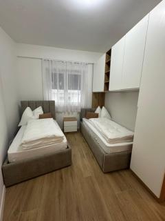 Villa Hajdi Q & U - Merano - 2