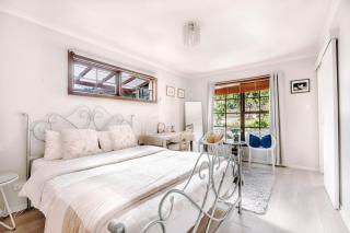 one-Bedroom Suite-Close to beach and CBD - Kingston Beach - 0