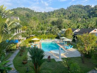 Villa Colina Khao Lak Rooms and Bungalows - Adults Only - 9